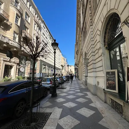 Basilica View Daire