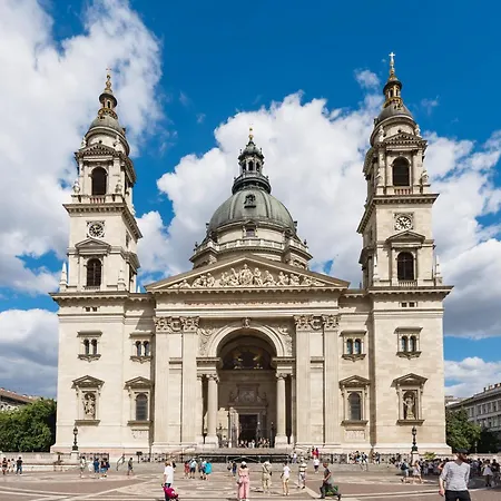 Basilica View